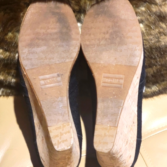 Tom's Canvas Wedges - Black - Picture 4 of 5